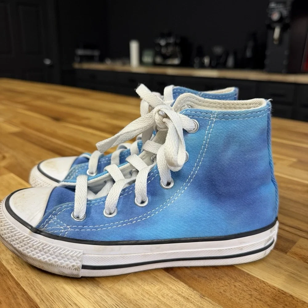Converse product pair